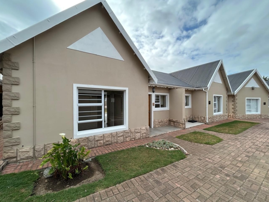3 Bedroom Property for Sale in Marina Martinique Eastern Cape